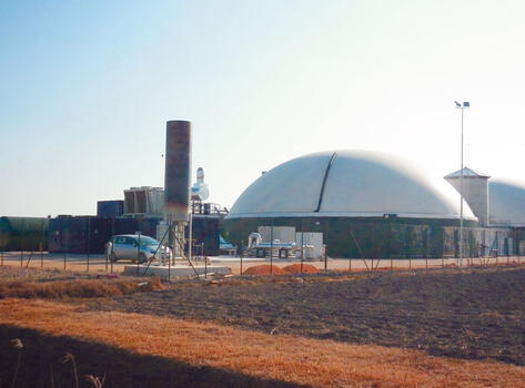 Azienda-agricola-Salgas-(Biogas)_P1020510.jpg
